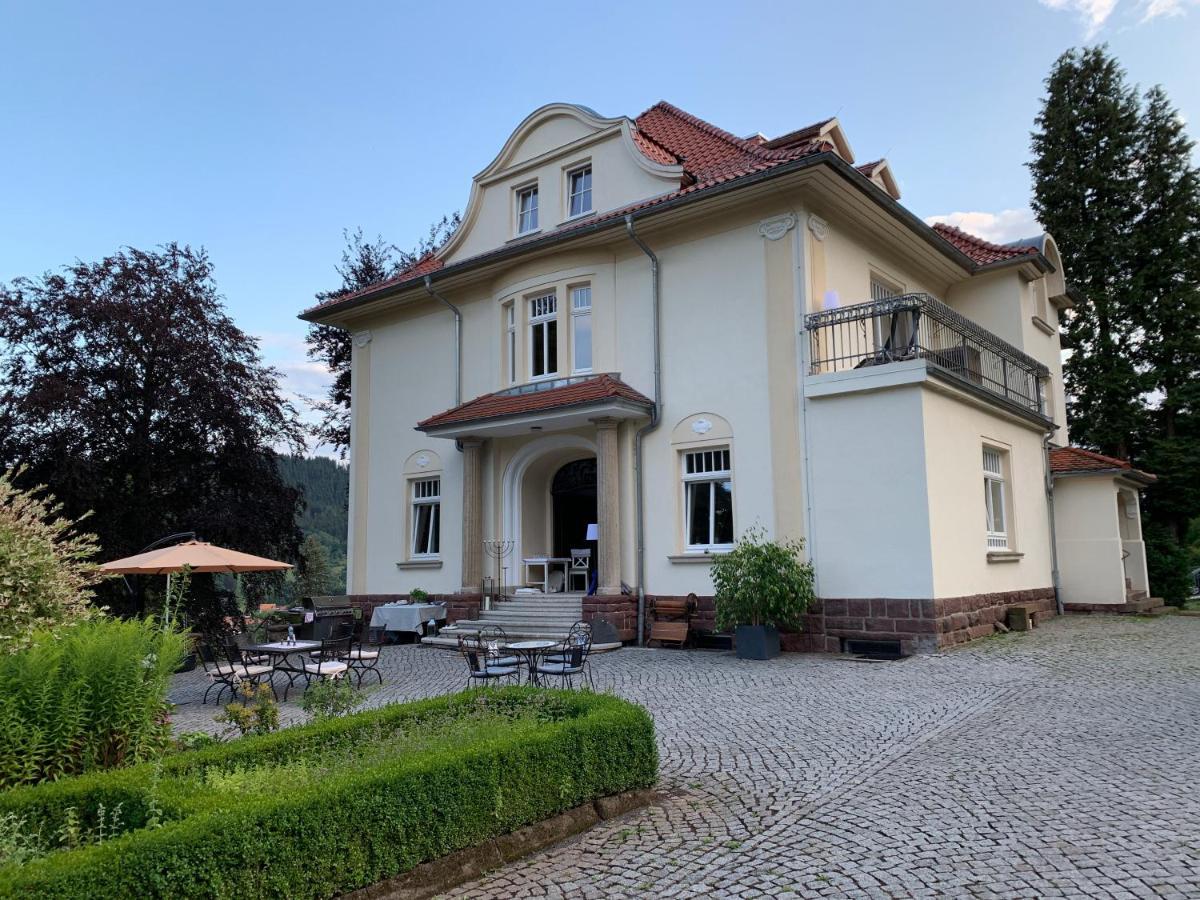 Residenz Im Park Apartment ฟรีดริชโรดา ภายนอก รูปภาพ